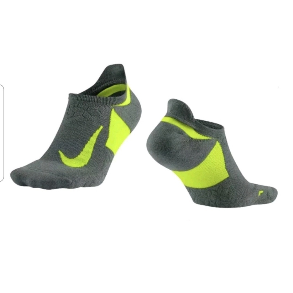 Nike no show socks men 6-7.5 / wmn 7.5-9